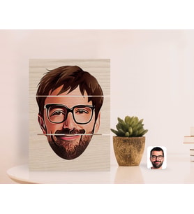 BK Gift Kişiye Özel Erkek Yüz Karikatürlü Otantik Masaüstü Ahşap Palet Çerçeve-1 (Beyaz)