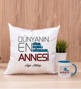 Dünyanın En İyi Annesi Kare Yastık ve Mavi Kupa Bardak