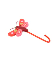 82004A	AHŞAP TEKLİ ASKI KELEBEK ŞEKİLLİ 12X7X0,3CM