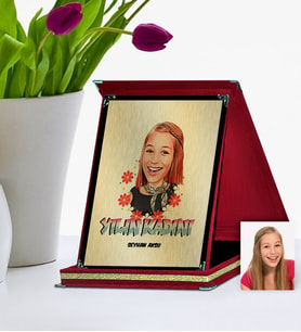 BK Gift Kişiye Özel Yılın Kadını Karikatür Kırmızı Plaket  6