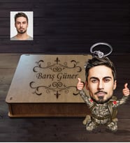 Kişiye Özel Asker Karikatürlü Ahşap Anahtarlık Kutulu Bay-2