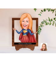BK Gift Kişiye Özel Kadınlar Günü Dünyanın En Güzel Kadını Karikatürlü Ahşap Standlı 3D Biblo-2 (Beyaz)