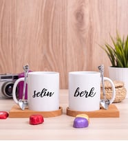 Çiftlere Özel İsimli Ahşap Altlıklı İkili Beyaz Kupa Bardak