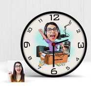 BK Gift Kişiye Özel Bayan Radyocu Karikatür Ahşap Duvar Saati  1