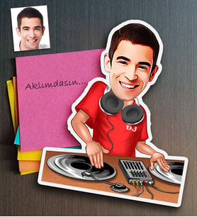 BK Gift Kişiye Özel Bay DJ Karikatürlü Ahşap Magnet (Çok Renkli)
