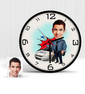 BK Gift Kişiye Özel Trafik Polisi Karikatür Ahşap Duvar Saati  2