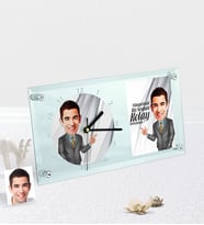 BK Gift Kişiye Özel Bay Kolay Yetişmiyor Karikatürlü Masaüstü Cam Saat - 2 (Beyaz)