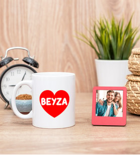 İsim Yazılı Kırmızı Kalpli Beyaz Kupa Bardak ve Kırmızı Mini Fotoğraf Çerçevesi