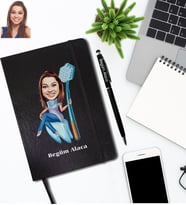 Kişiye Özel Diş Doktoru Karikatürlü Siyah Defter Kalem Hediye Seti Bayan-1