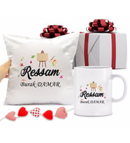 Ressam Kupa Bardağı ve Yastığı Hediye Seti (Model 1)