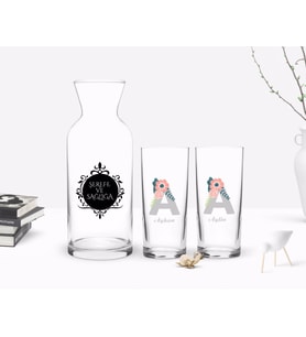 BK Gift Kişiye Özel Renkli Baskılı Harf ve İsim Tasarımlı İkili Rakı Bardağı ve Karaf Hediye Seti-3 (Model 1)