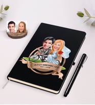 BK Gift Kişiye Özel Yılın En Mükemmel Çifti Karikatürlü Siyah Defter ve Kalem Hediye Seti-68