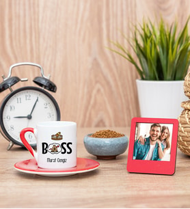 Patron Kırmızı Kahve Fincanı ve Kırmızı Mini Fotoğraf Çerçevesi