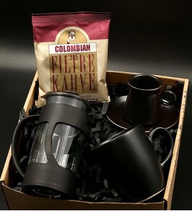 Siyah French Press &Siyah Mat Kupa & Siyah Mat Fincan& Colombian Filtre Kahve Hediye Seti