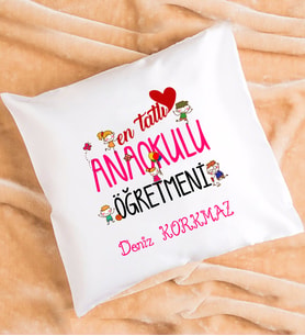 Mesajlı Anaokulu Öğretmeni Hediye Yastık