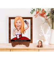 BK Gift Kişiye Özel Kadınlar Günü Dünyanın En Güzel Kadını Karikatürlü Ahşap Standlı 3D Biblo-33 (Beyaz)
