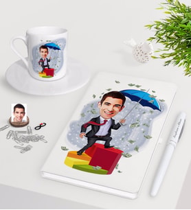 BK Gift Kişiye Özel Erkek Bankacı Karikatürlü Beyaz Defter Kalem Türk Kahvesi Fincanı Seti-3 (Model 1)