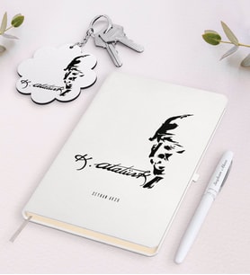 BK Gift Kişiye Özel Atatürk Temalı Beyaz Defter Kalem ve Anahtarlık Hediye Seti-21 (Model 1)