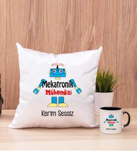 Mekatronik Mühendisi Kare Yastık ve Siyah Kupa Bardak