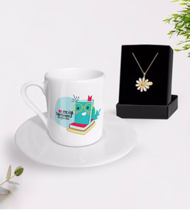 BK Gift Kişiye Özel En İyi Öğretmen Türk Kahvesi Fincanı ve İsimli Papatya Kolye Hediye Seti-9 (Model 1)