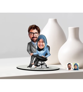 BK Gift Kişiye Özel Sevgililer Karikatürlü Ahşap Biblo Model-57 (Beyaz)