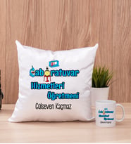 Laboratuvar Hizmetleri Kare Yastık ve Beyaz Kupa Bardak