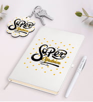 BK Gift Kişiye Özel Süper Öğretmen Beyaz Defter Kalem ve Anahtarlık Hediye Seti (Model 1)