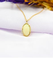 14 Ayar Altın Doğal Oval Opal ve Pırlanta Taşlı Kolye
