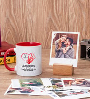 Sevgililer Günü Hediyesi Mesajlı Kırmızı Kupa ve Ahşap Standlı Polaroid Set