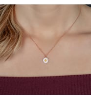 Afrodit Silver Roze Rengi Papatya Çiçeği Gümüş Kolye