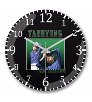 Kim Taehyung V  Bts Duvar Saati Bombeli Gercek Cam