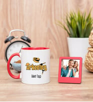 Arkeolog Kırmızı Kupa Bardak ve Kırmızı Mini Fotoğraf Çerçevesi
