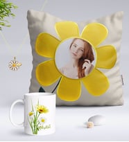 BK Gift Kişiye Özel Fotoğraflı Papatya Yastık Kupa ve İsimli Papatya Kolye-11 (Model 1)