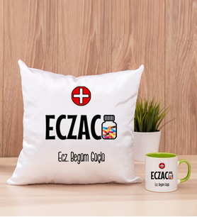 Eczacı Kare Yastık ve Yeşil Kupa Bardak