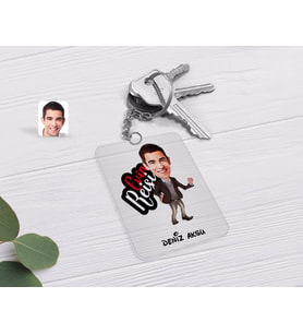 BK Gift Kişiye Özel Evin Reisi Karikatürlü Şeffaf Pleksi Anahtarlık-1 (Beyaz)