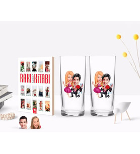BK Gift Kişiye Özel Renkli Baskılı Sevgililer Karikatürlü İkili Rakı Bardağı ve Rakı Cep Kitabı Hediye Seti-9 (Model 1)