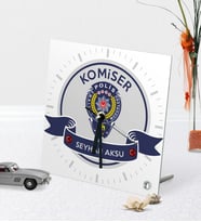 BK Gift Kişiye Özel Komiser Temalı Masaüstü Kare Cam Saat - 1 (Beyaz)