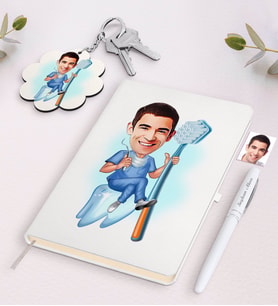 BK Gift Kişiye Özel Erkek Diş Hekimi Karikatürlü Beyaz Defter Kalem ve Anahtarlık Hediye Seti-2 (Model 1)