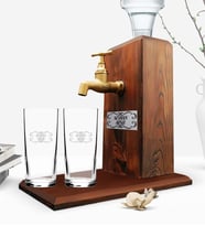 BK Gift Kişiye Özel İkili Rakı Bardağı ve Musluklu Doğal Ahşap Rakı Standı - Ceviz (Kahverengi)