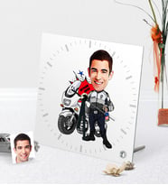BK Gift Kişiye Özel Bay Yunus Polis Karikatürlü Masaüstü Kare Cam Saat (Beyaz)