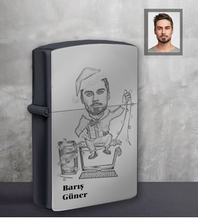 Kişiye Özel Yılbaşı Erkek Karikatürlü Siyah Benzinli Çakmak Model-5