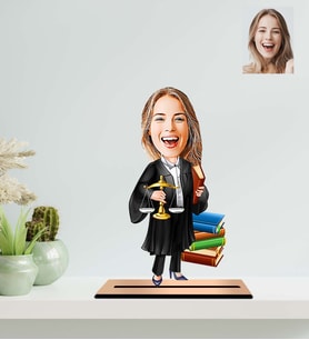 Kisiye Özel Karikatür Kadın  Avukat Ahsap Biblo