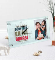 BK Gift Kişiye Özel Fotoğraflı Dünyanın En İyi Babası Masaüstü Cam Saat-1 (Beyaz)