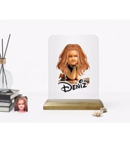 BK Gift Kişiye Özel Kız Çocuk Karikatürlü Ahşap Standlı Çerçeve (Beyaz)