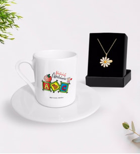 BK Gift Kişiye Özel Anasınıfı Öğretmeni Türk Kahvesi Fincanı ve İsimli Papatya Kolye Hediye Seti-1 (Model 1)