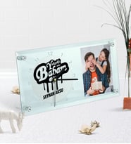 BK Gift Kişiye Özel Fotoğraflı Yakışıklı Babam Masaüstü Cam Saat-2 (Beyaz)