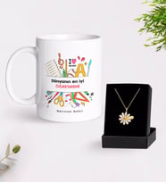 BK Gift Kişiye Özel Dünyanın En İyi Öğretmeni Beyaz Kupa ve Papatya Kolye Hediye Seti-13 (Model 1)