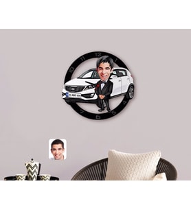 BK Gift Kişiye Özel Plakalı Erkek Kia Sportage Karikatürlü Ahşap Duvar Saati-2 (Beyaz)