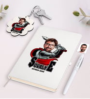 BK Gift Kişiye Özel Şövalye Karikatürlü Beyaz Defter Kalem ve Anahtarlık Hediye Seti-1 (Model 1)