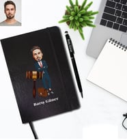Kişiye Özel Avukat Karikatürlü Siyah Defter Kalem Hediye Seti Bay-4